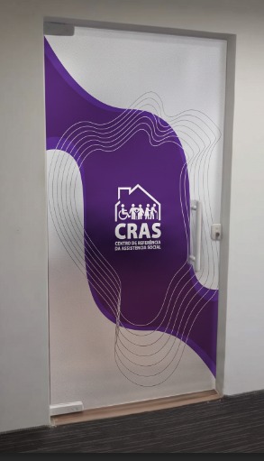 INSTALAÇÃO DE PAINÉIS PUBLICITÁRIOS