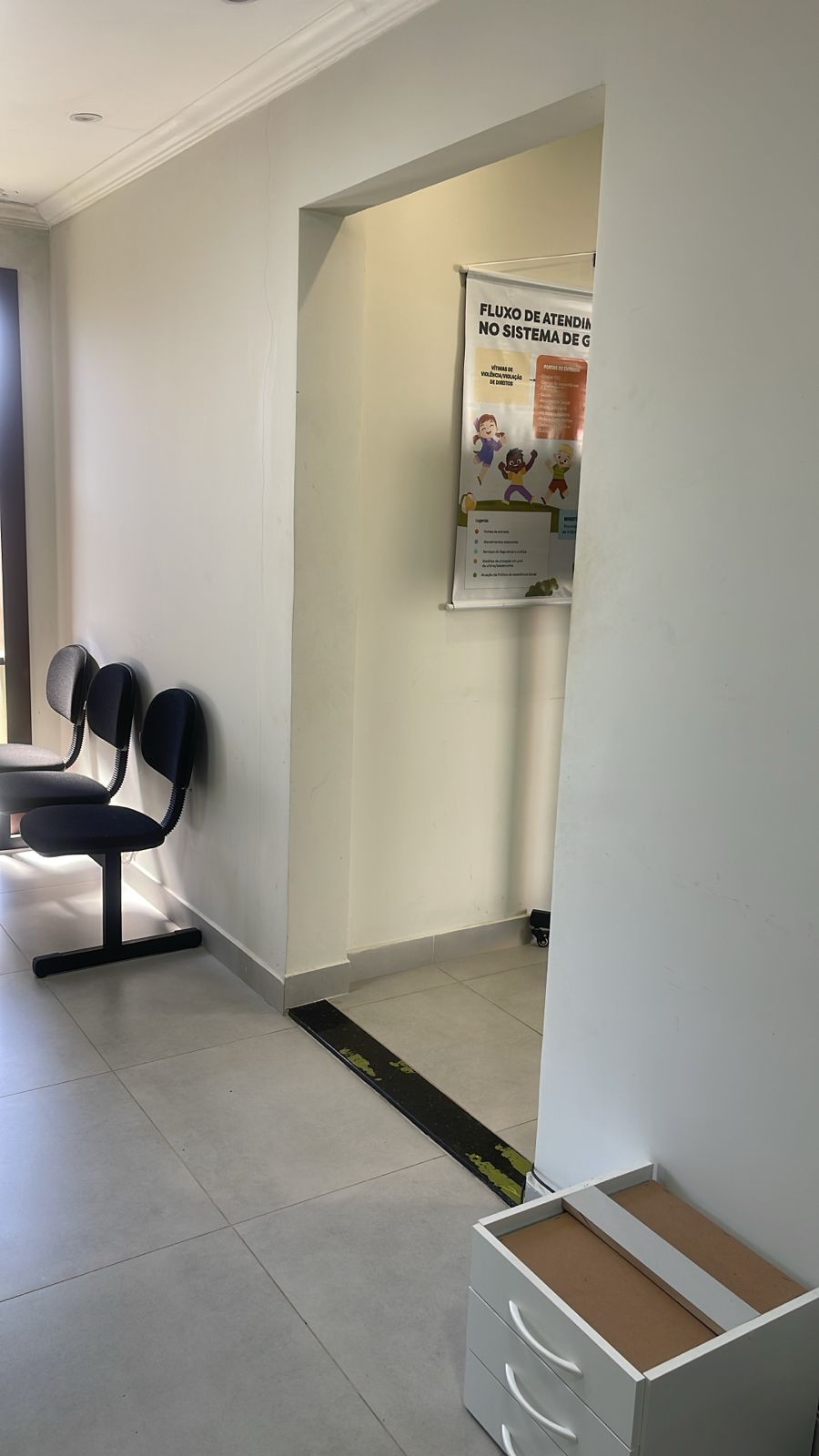 INSTALADOR(A) DE EQUIPAMENTOS DE SEGURANÇA EMPRESARIAL, SEM PRESTAÇÃO DE SERVIÇOS DE VIGILÂNCIA E SEGURANÇA