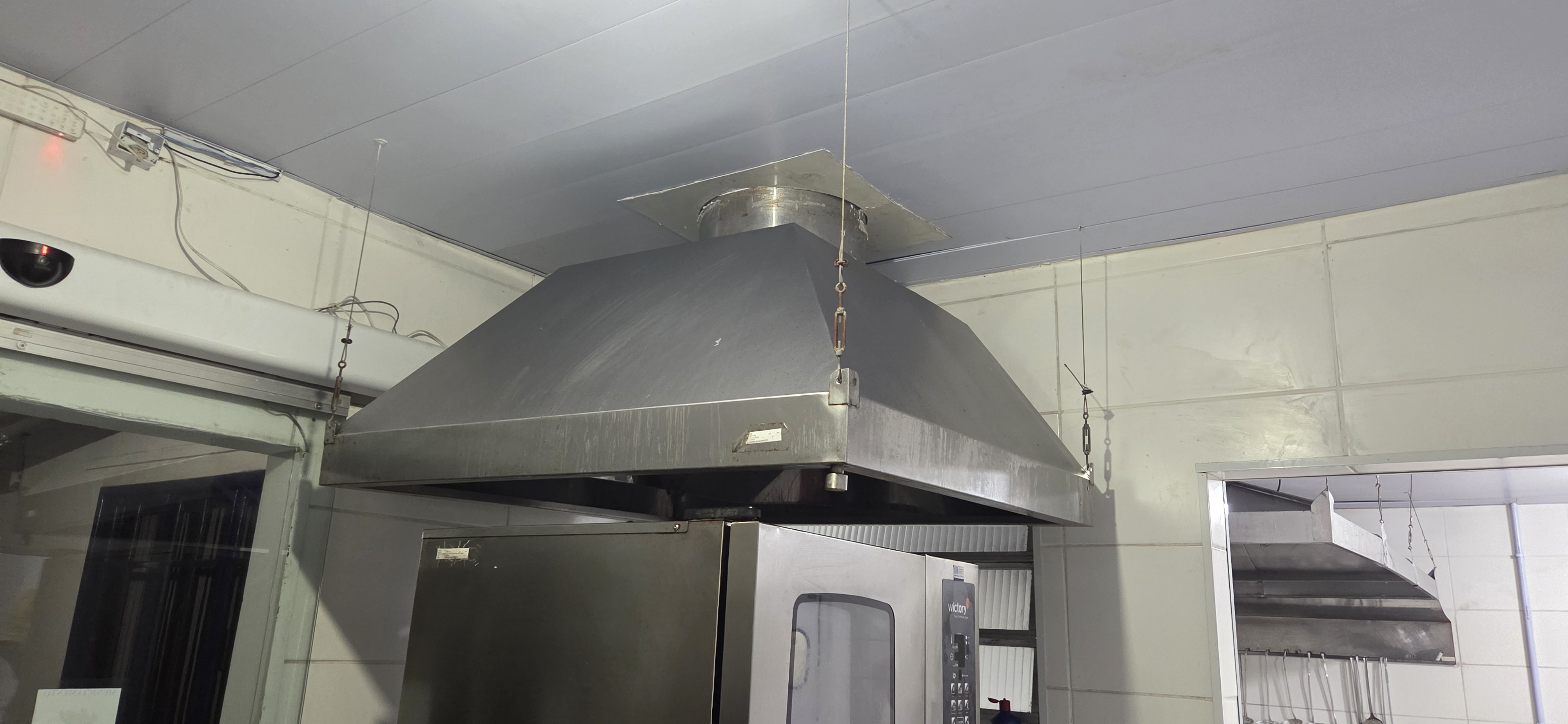 REPARADOR(A) DE MÁQUINAS E APARELHOS DE REFRIGERAÇÃO E VENTILAÇÃO PARA USO INDUSTRIAL E COMERCIAL