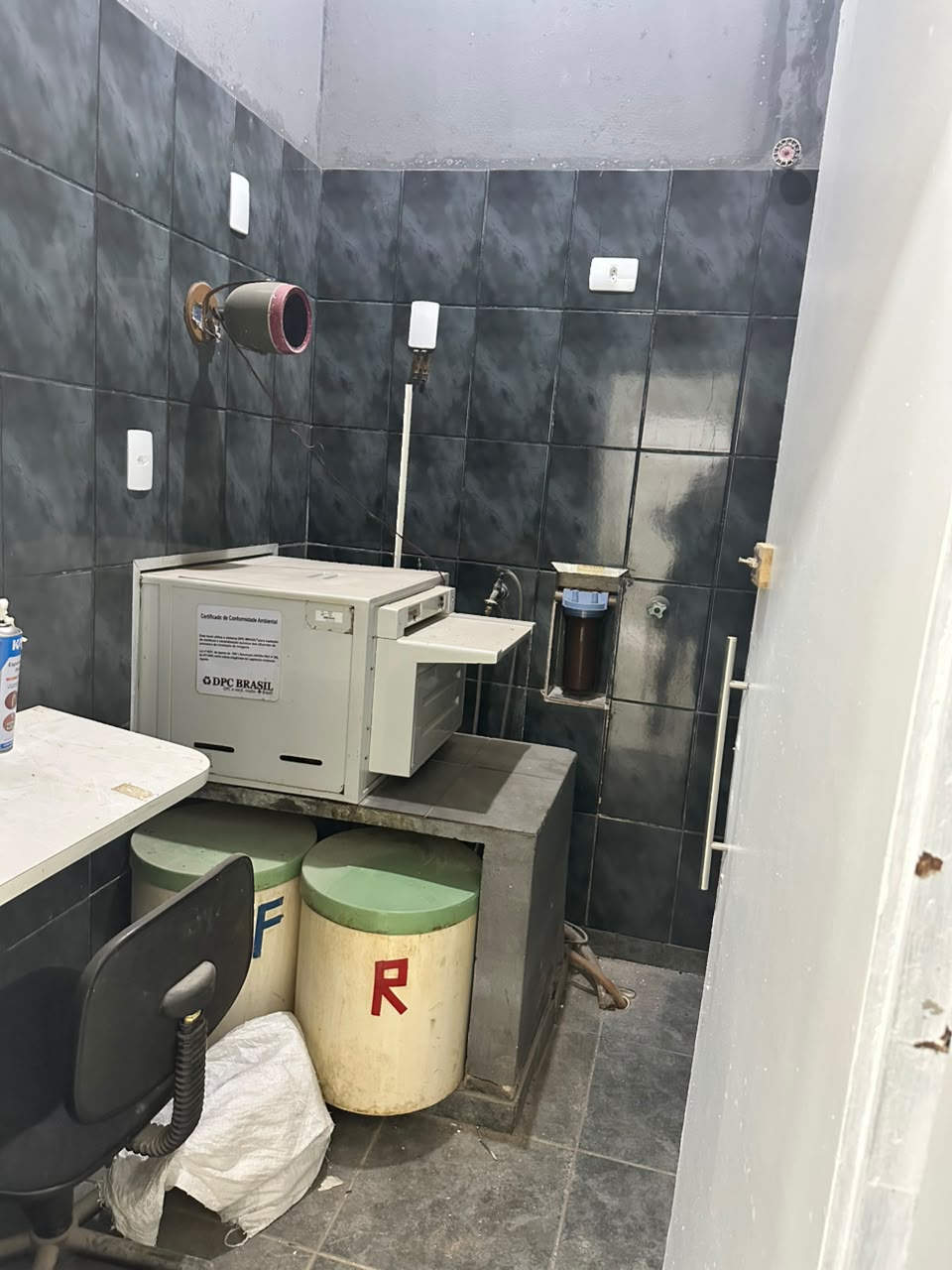 REPARADOR(A) DE EQUIPAMENTOS MÉDICO-HOSPITALARES NÃO ELETRÔNICOS