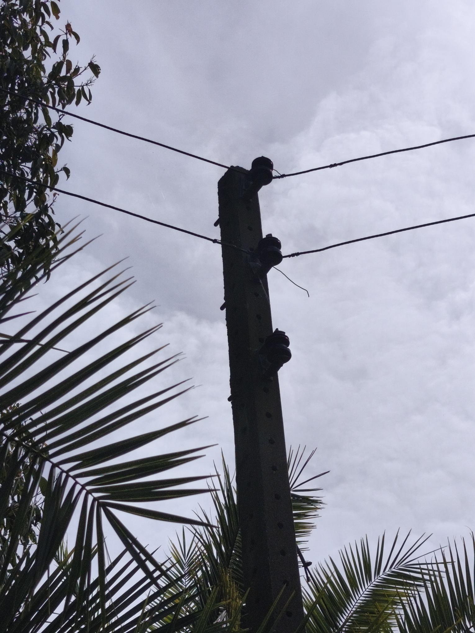 ELETRICISTA EM RESIDÊNCIAS E ESTABELECIMENTOS COMERCIAIS INDEPENDENTE