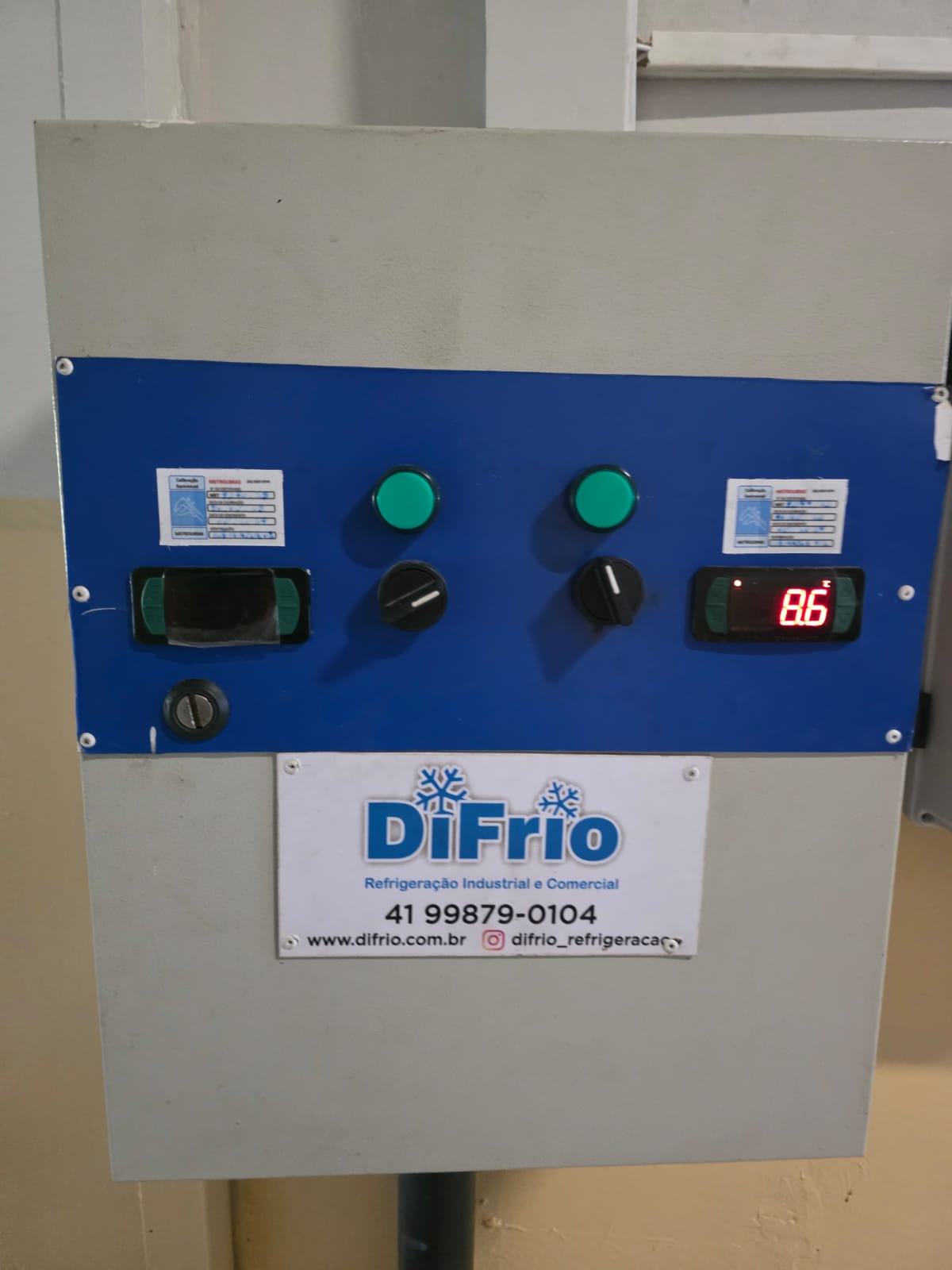 REPARADOR(A) DE MÁQUINAS E APARELHOS DE REFRIGERAÇÃO E VENTILAÇÃO PARA USO INDUSTRIAL E COMERCIAL