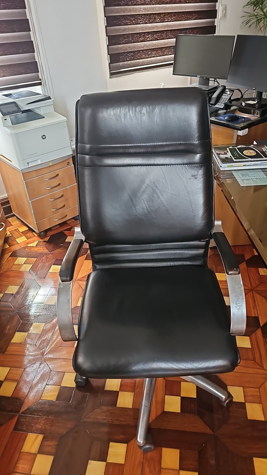 REPARADOR(A) DE MÓVEIS