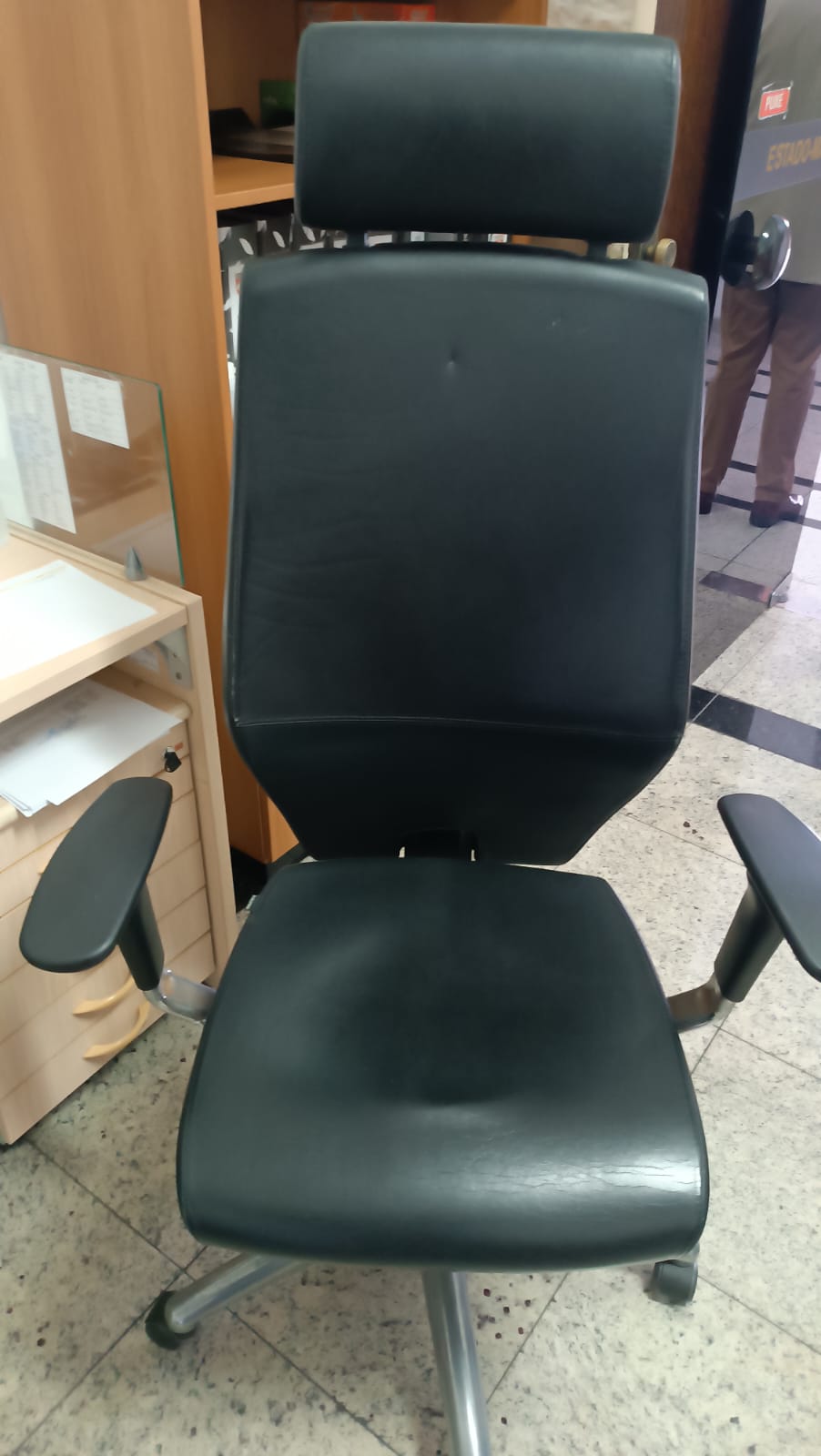 REPARADOR(A) DE MÓVEIS
